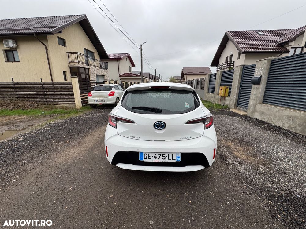 Toyota Corolla 1.8 HSD Business - 6