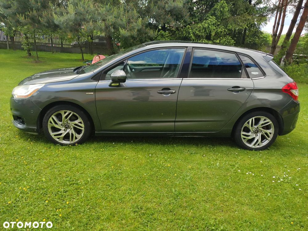 Citroën C4 2.0 HDi Exclusive - 6