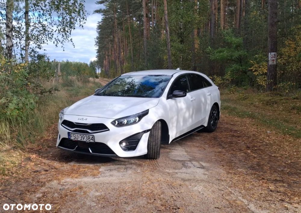 Kia Proceed