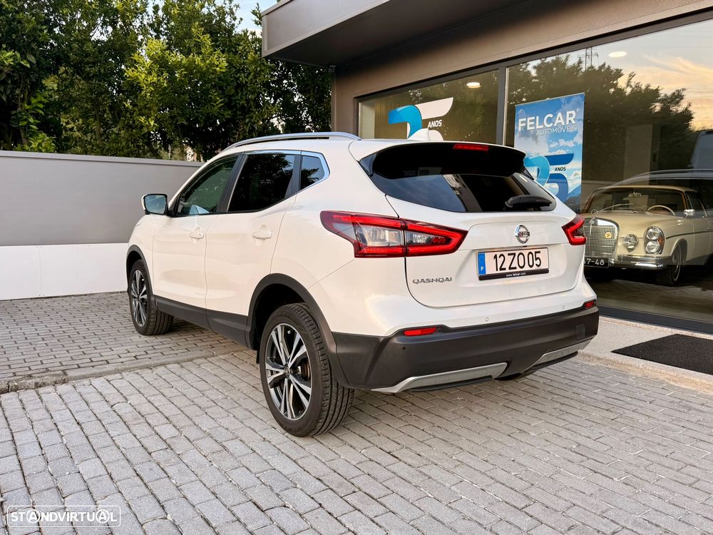 Nissan Qashqai 1.5 dCi N-Connecta J18 - 4