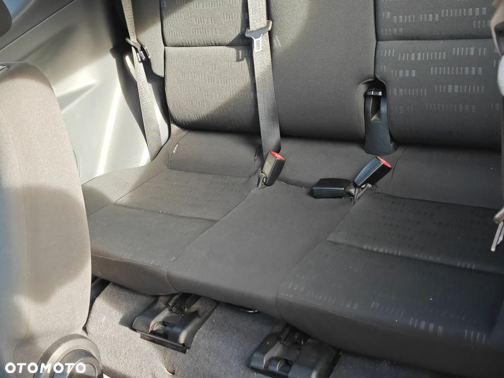 Mitsubishi Colt 1.1 Inform EU5 - 8