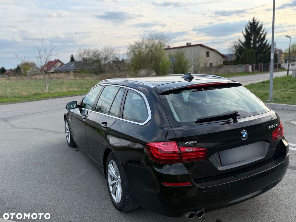 BMW Seria 5 520d xDrive - 19