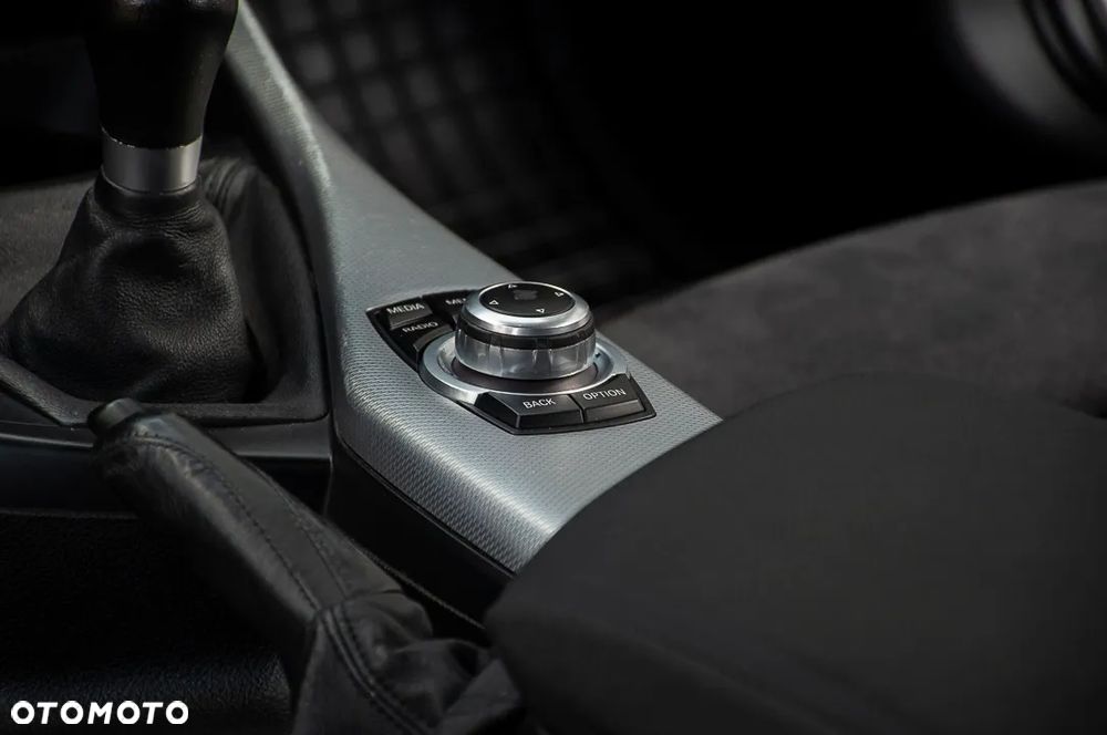 BMW Seria 1 116d DPF Edition Sport - 37