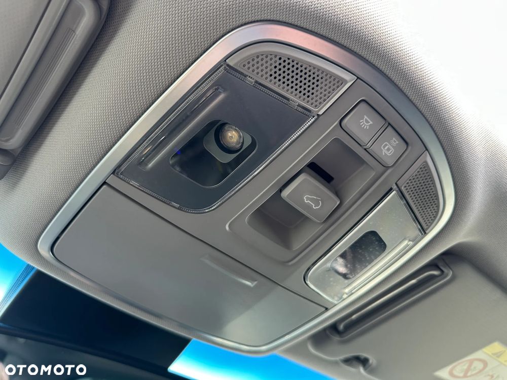 Hyundai Tucson blue 1.6 CRDi 2WD DCT Premium - 32