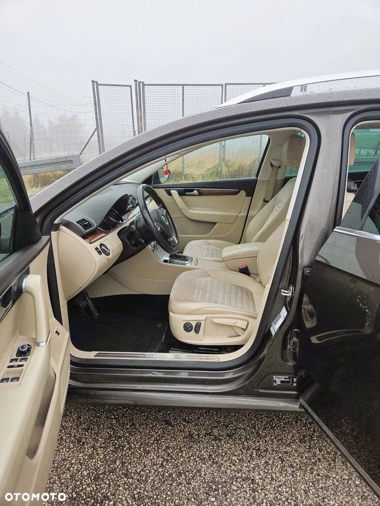 Volkswagen Passat - 9