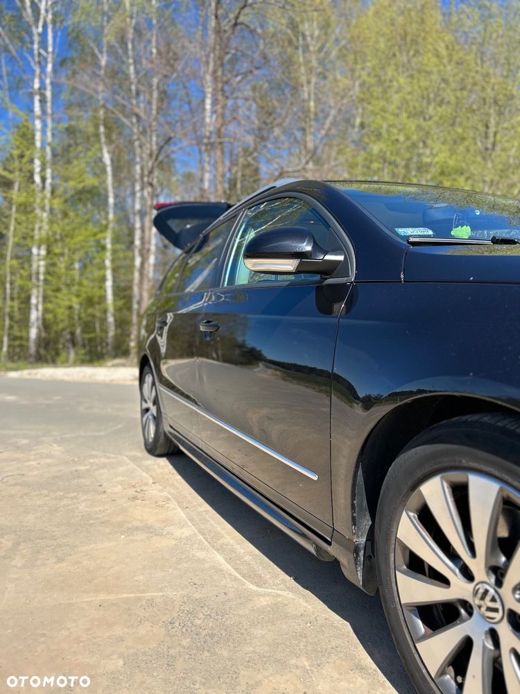 Volkswagen Passat 1.6 TDI DPF BlueMotion Technology Comfortline - 15