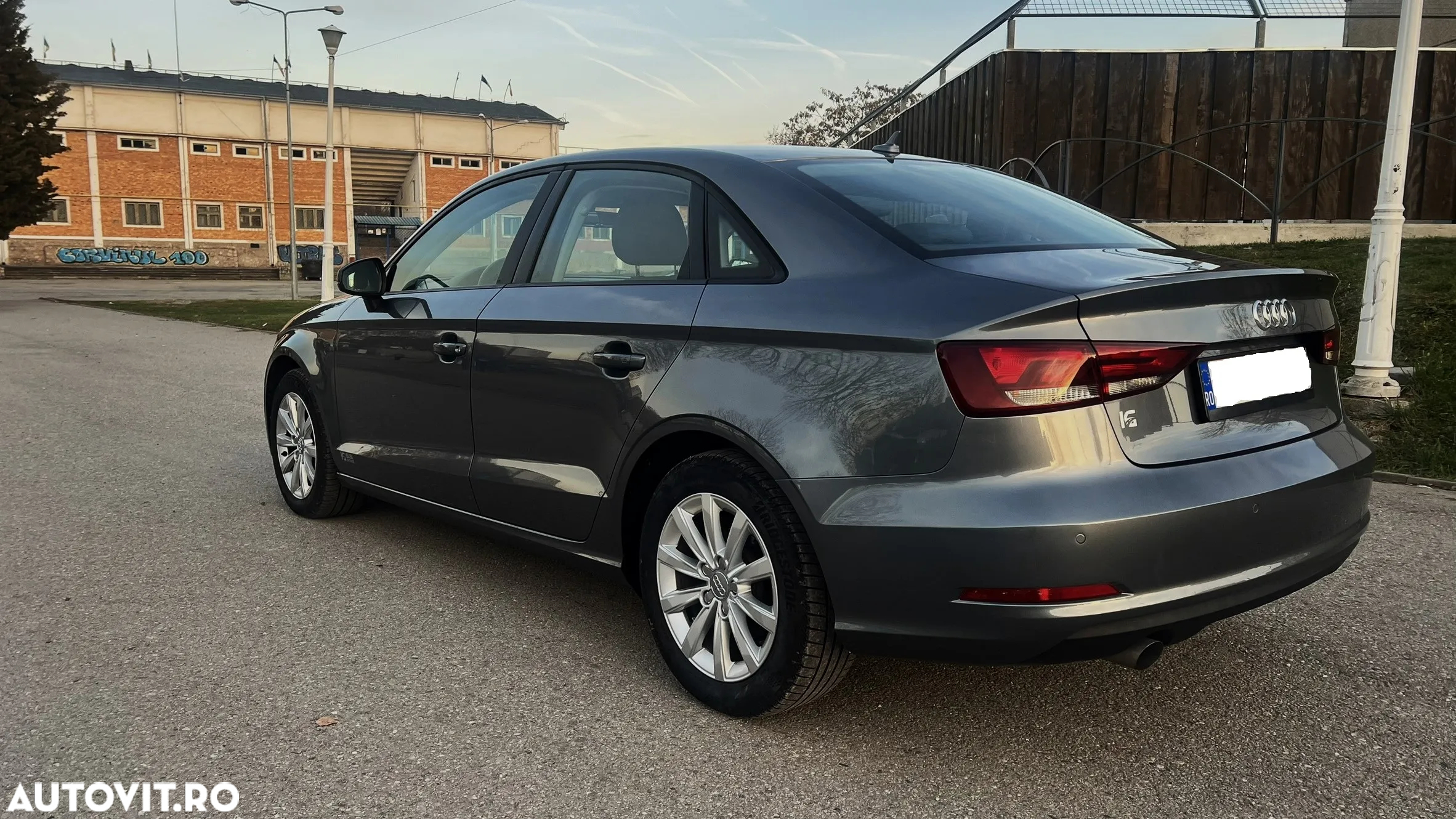 Audi A3 1.6 TDI Limousine - 9
