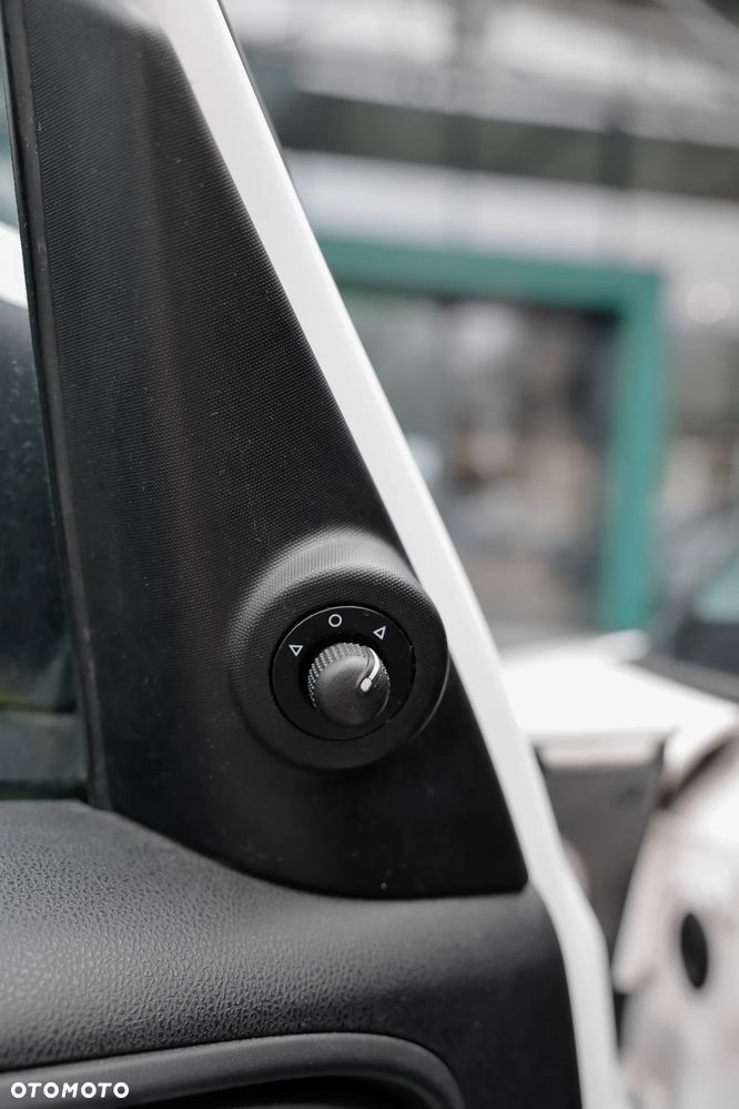 Fiat 500L 1.4 16V 120th - 10