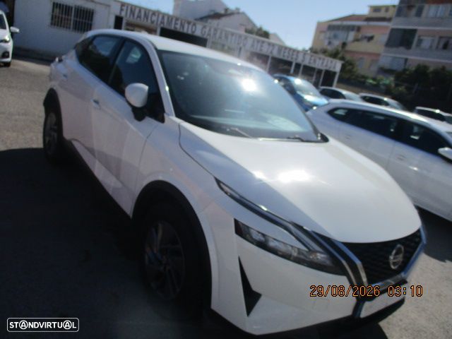 Nissan Qashqai 1.3 DIG-T N-Connecta - 4