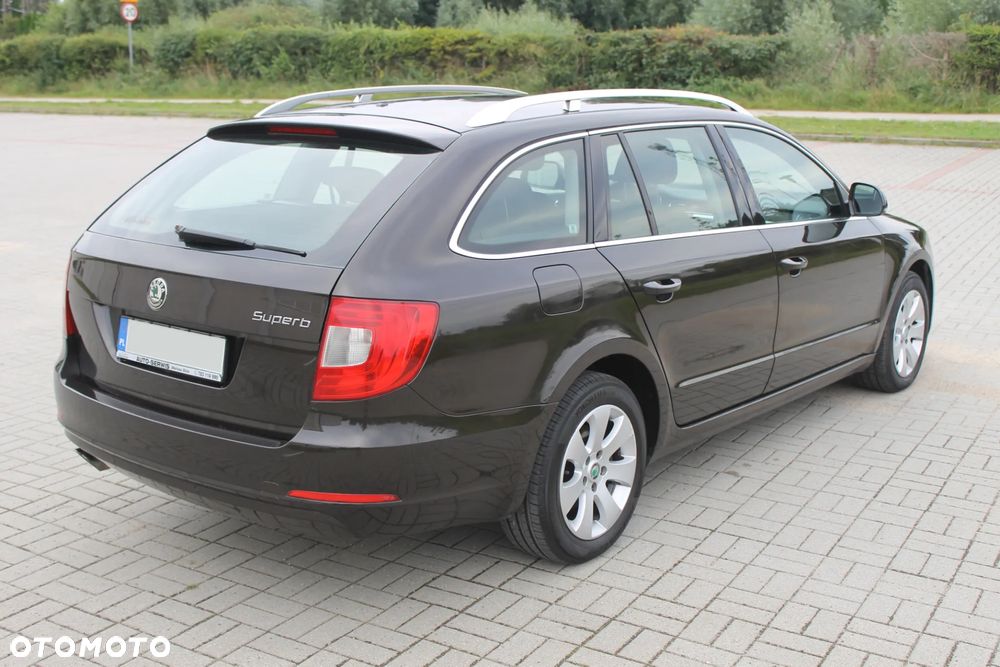 Skoda Superb 2.0 TDI Active - 6