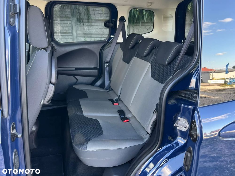Ford Tourneo Courier 1.0 EcoBoost Ambiente - 18