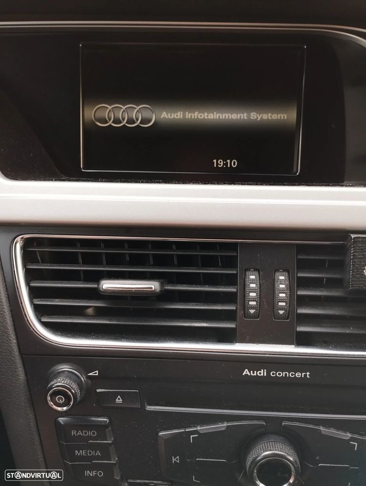 Audi A4 Avant - 8