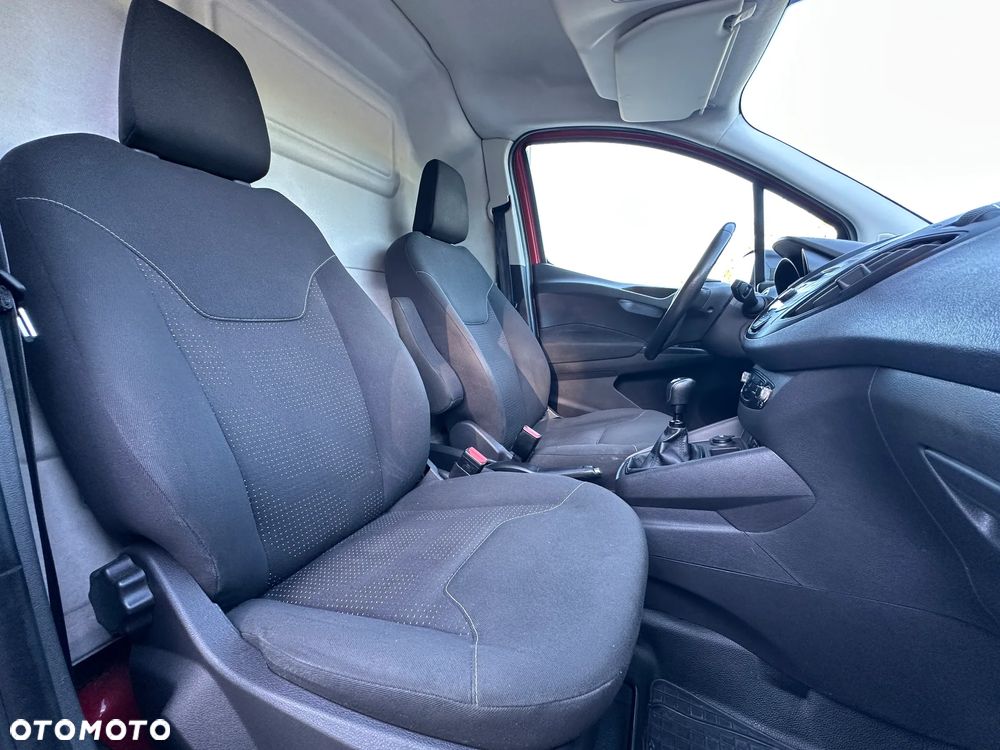 Ford Transit Courier Trend - 12