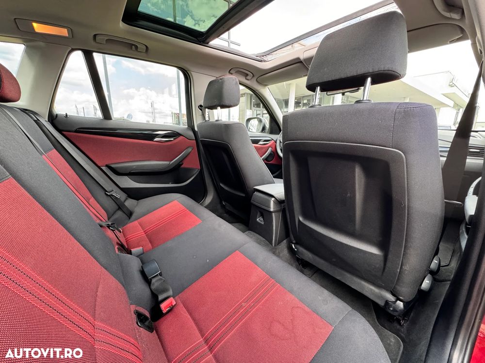 BMW X1 sDrive18d - 27