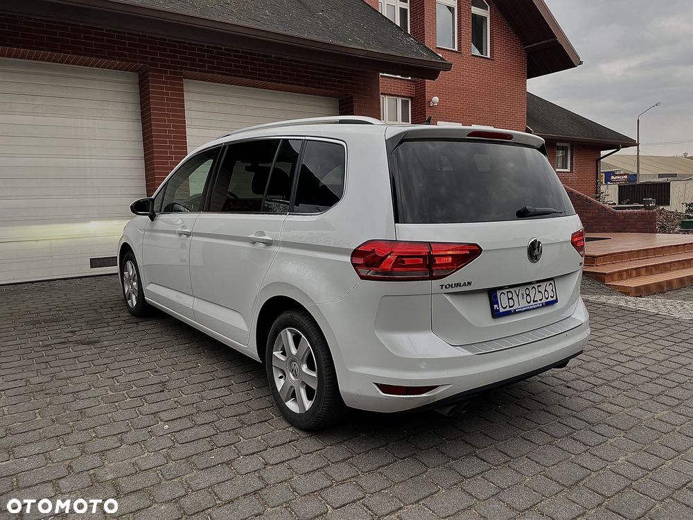 Volkswagen Touran 1.4 TSI BMT Highline - 3