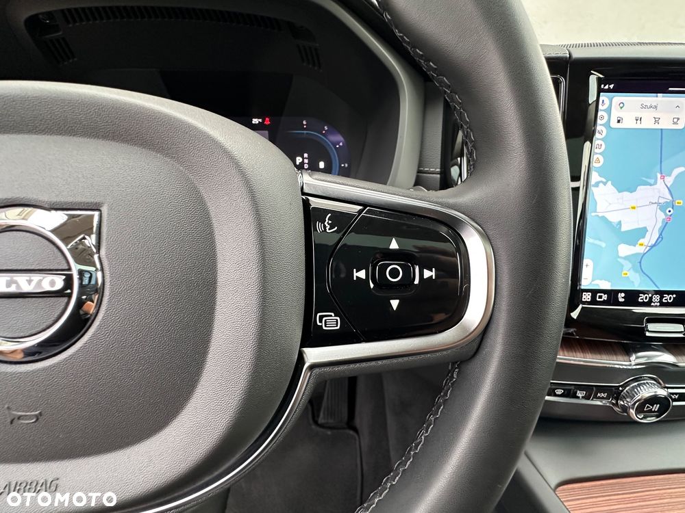 Volvo XC 60 B4 D AWD Geartronic RDesign - 31