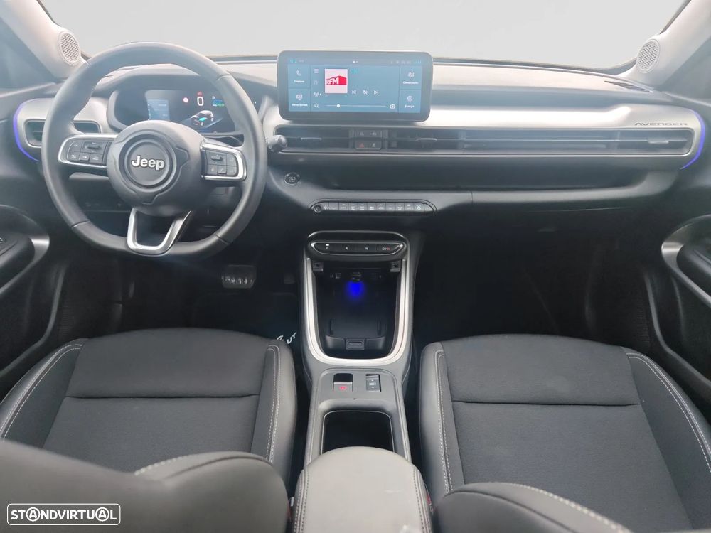 Jeep Avenger 54 kWh Summit - 11
