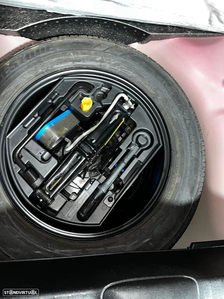 Peugeot 208 1.2 PureTech Style - 18