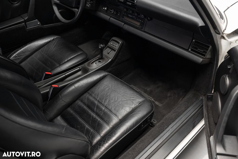 Porsche 911 - 28