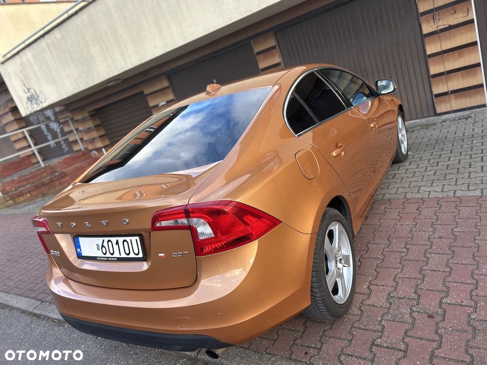 Volvo S60 - 16