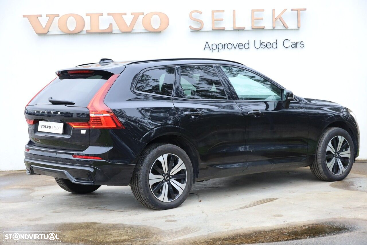 Volvo XC 60 2.0 T6 PHEV Plus Dark AWD - 23