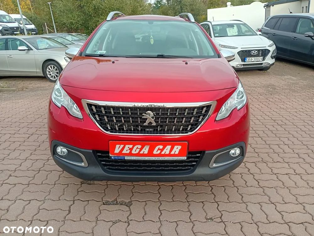Peugeot 2008 1.2 Pure Tech Style S&S - 2