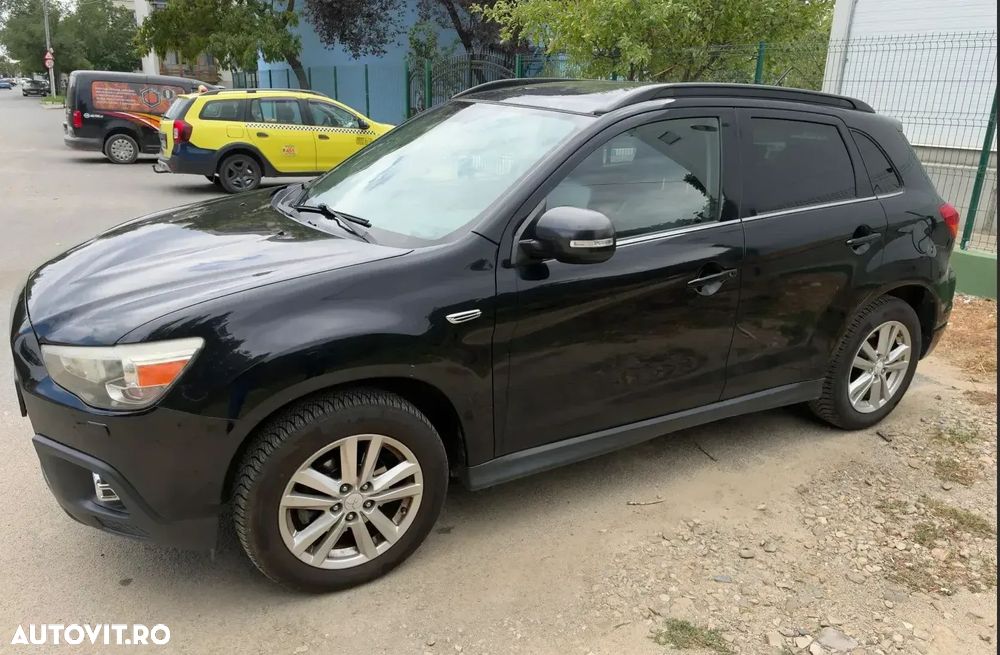 Mitsubishi ASX - 2
