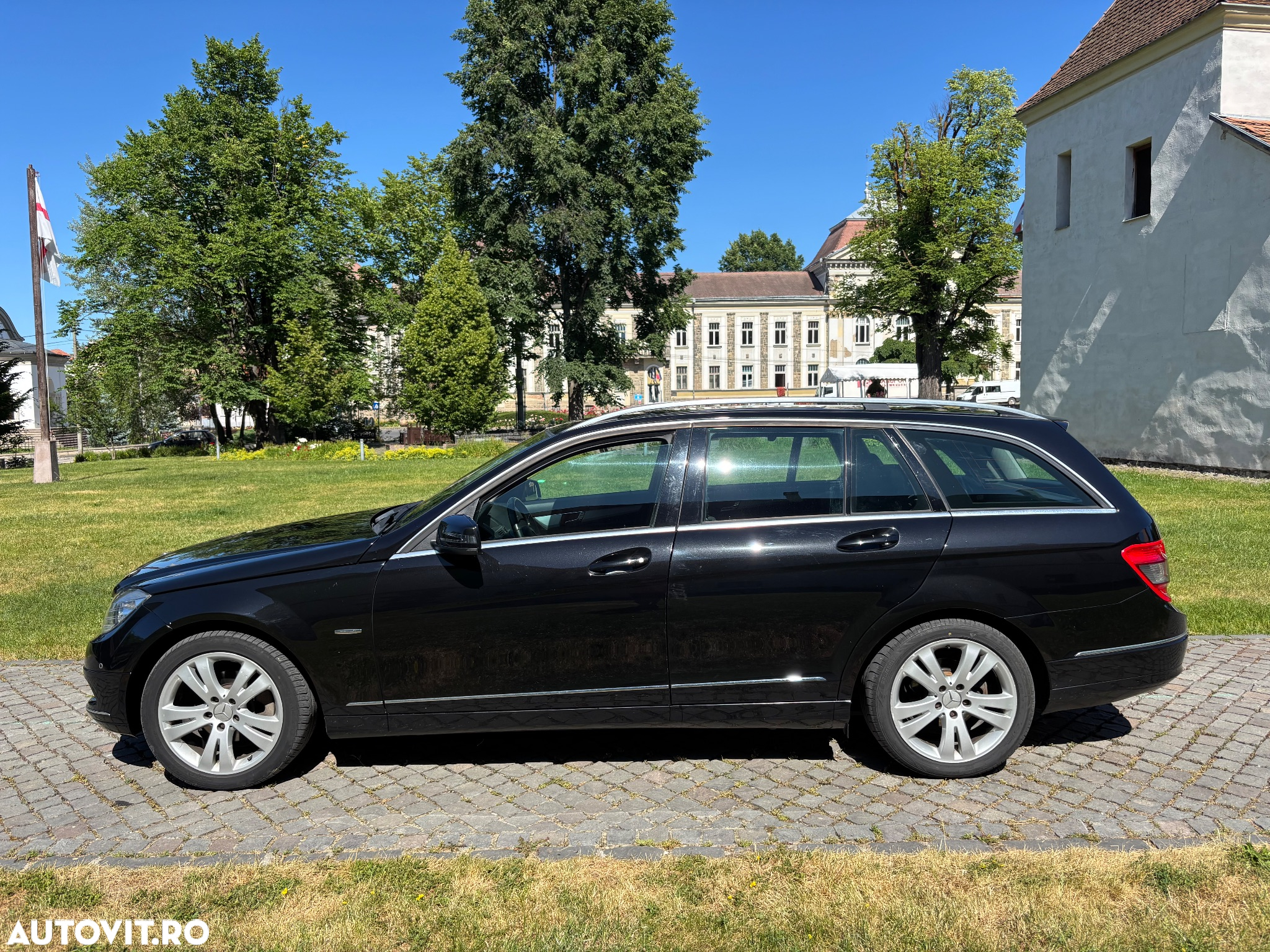 Mercedes-Benz C - 4
