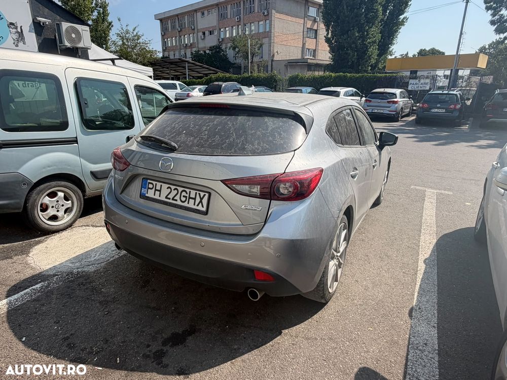 Mazda 3 - 3