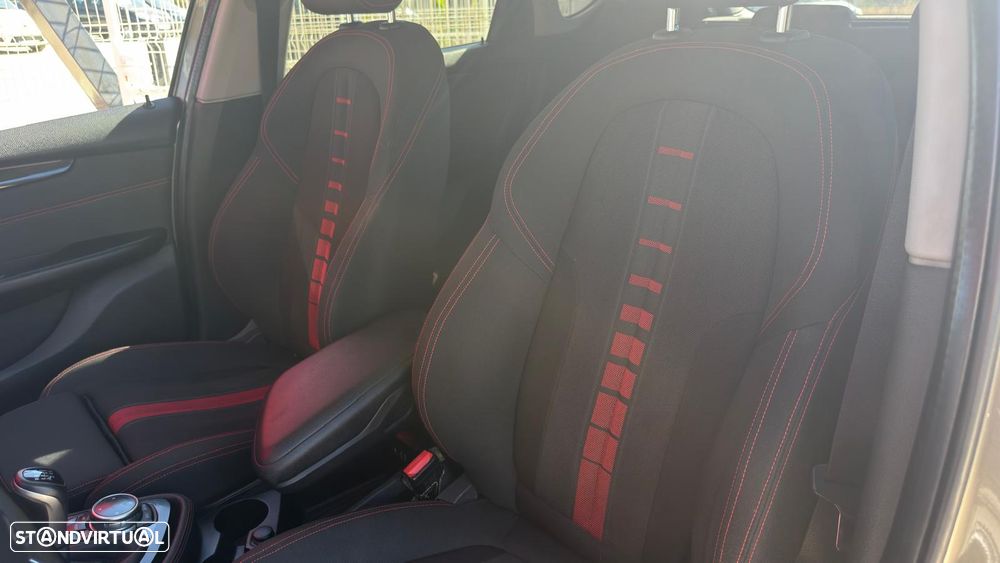 BMW 218 Active Tourer d Line Sport - 8