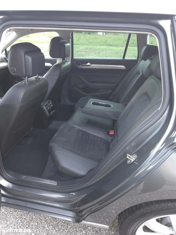 Volkswagen Passat 2.0 TDI DSG Highline - 21