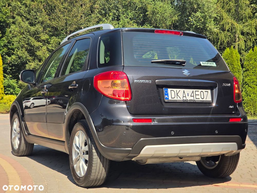 Suzuki SX4 1.6 VVT 4x4 Style - 14