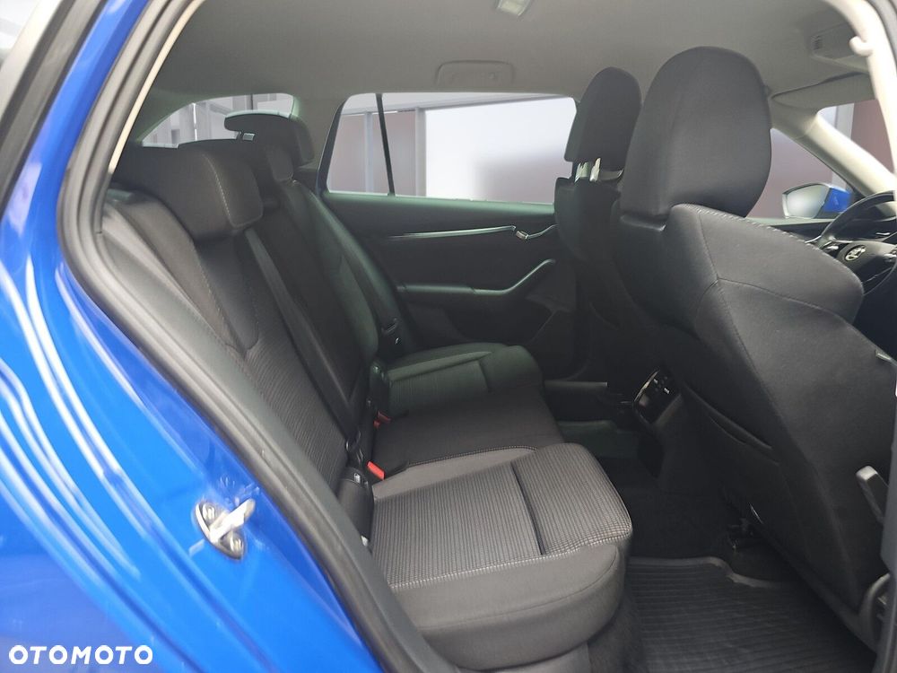 Skoda Octavia 2.0 TDI Ambition DSG - 11