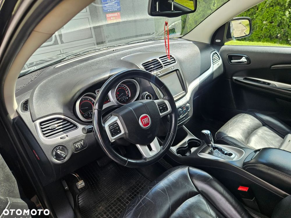 Fiat Freemont 2.0 Multijet 16V DPF Automatik Allrad Black Code - 22