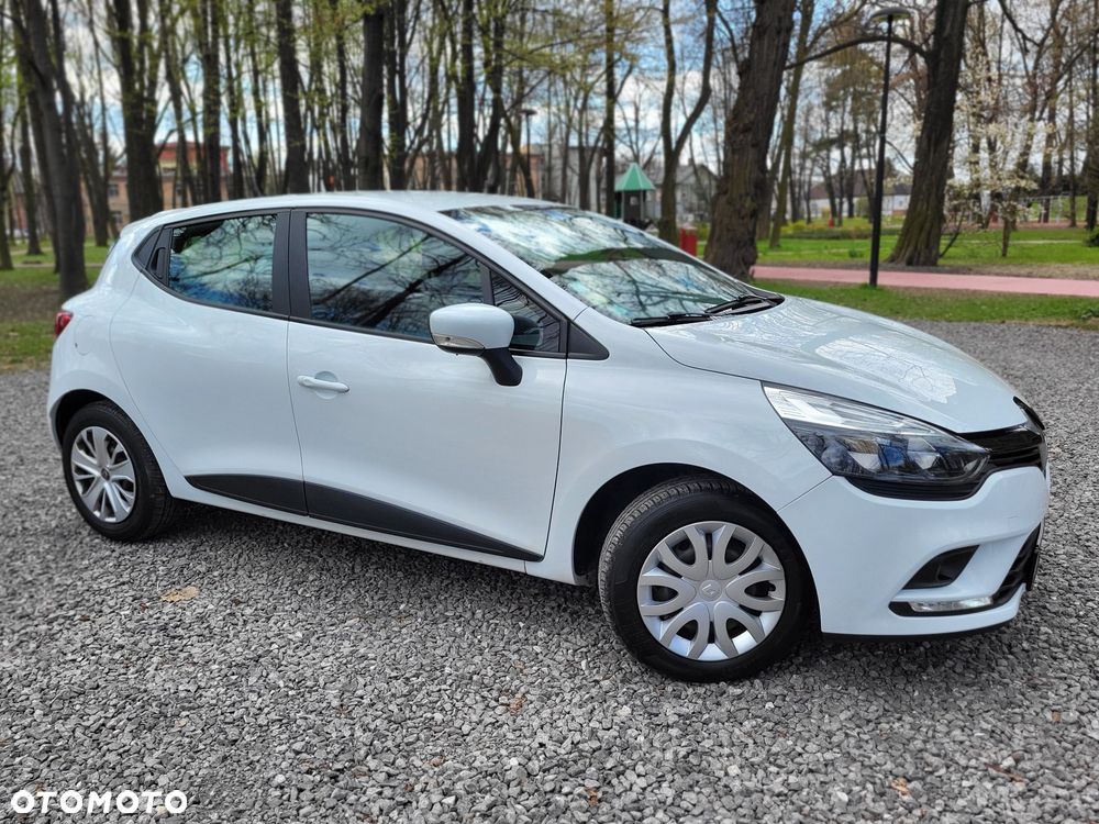 Renault Clio - 6