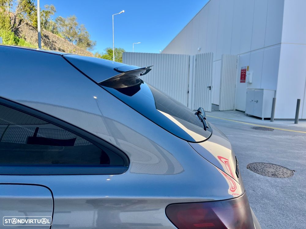 Mercedes-Benz CLA 45 AMG 4Matic 7G-DCT Orange Art Edition - 27