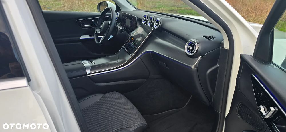 Mercedes-Benz GLC 200 mHEV 4-Matic AMG Line - 26