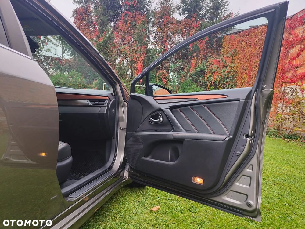 Toyota Avensis 1.8 Active MS - 20