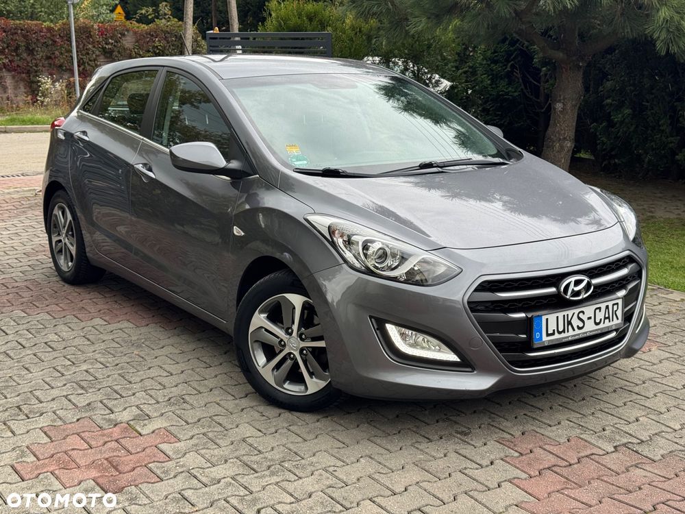 Hyundai i30 1.4 Passion - 8