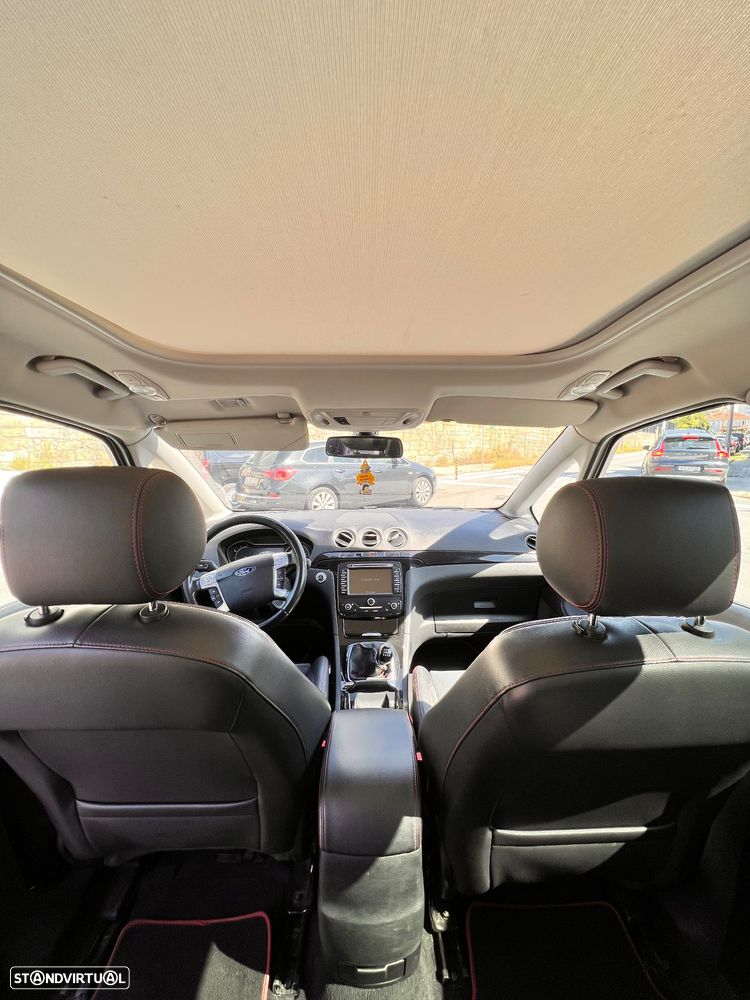 Ford S-Max 2.2 TDCi Titanium 7L - 12