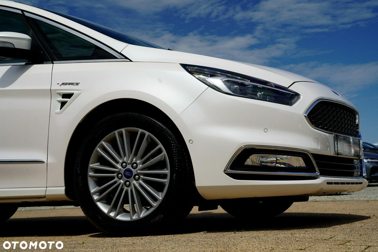 Ford S-Max - 8