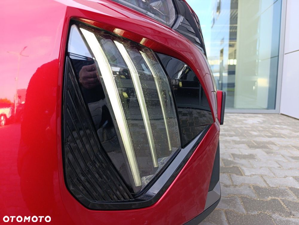 Peugeot 2008 PureTech 100 Allure S&S BVM6 - 12