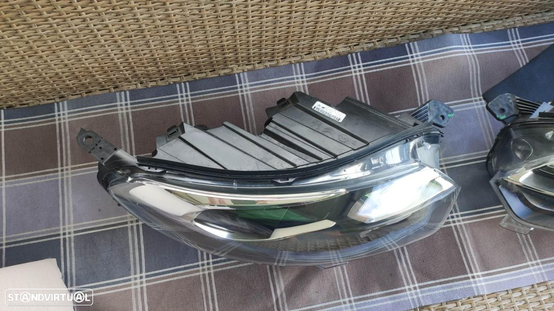 conjunto de faróis bi-xenon completos citroen Jumpy - 4