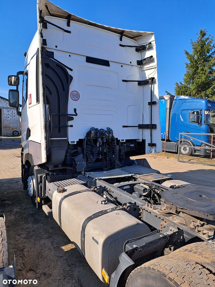 Renault Gama T520 i T480 Low deck - 4