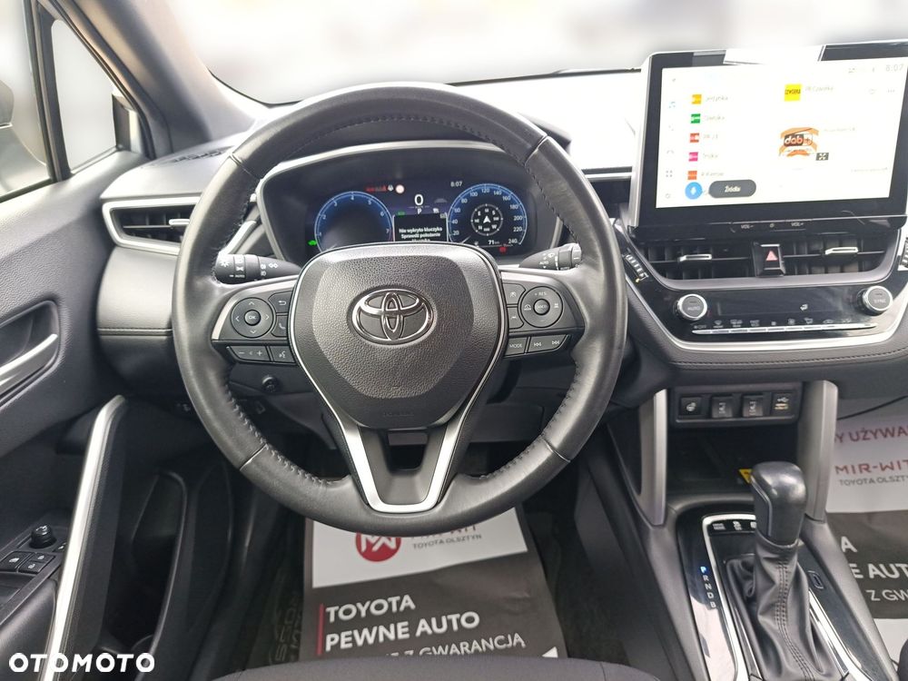 Toyota Corolla Cross - 14