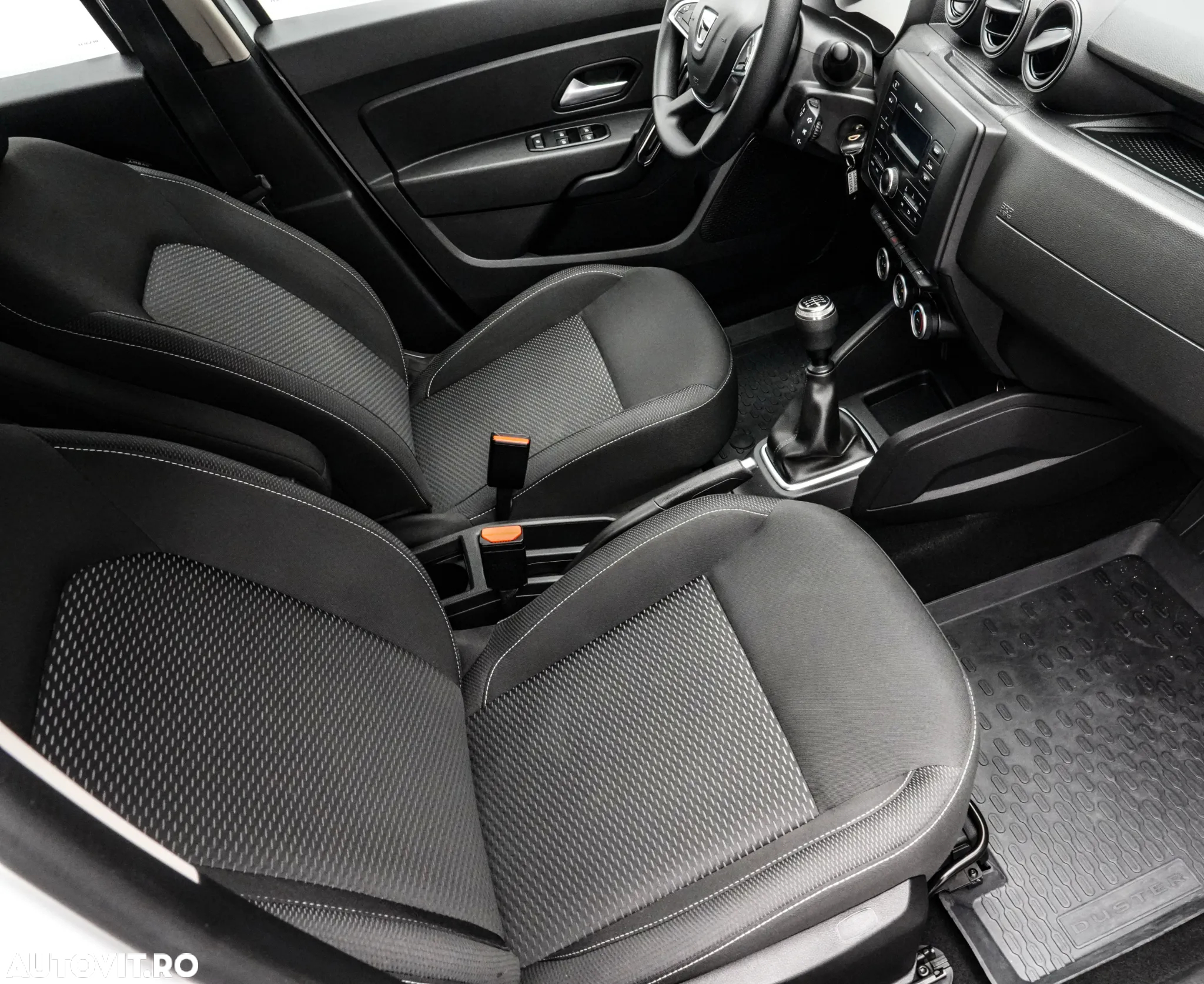 Dacia Duster 1.5 Blue dCi 4WD Essential - 10
