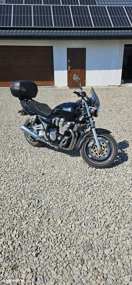 Yamaha XJR - 1