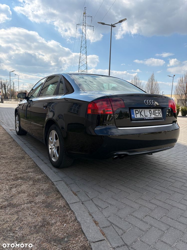 Audi A4 Limousine 2.0 TDI - 32