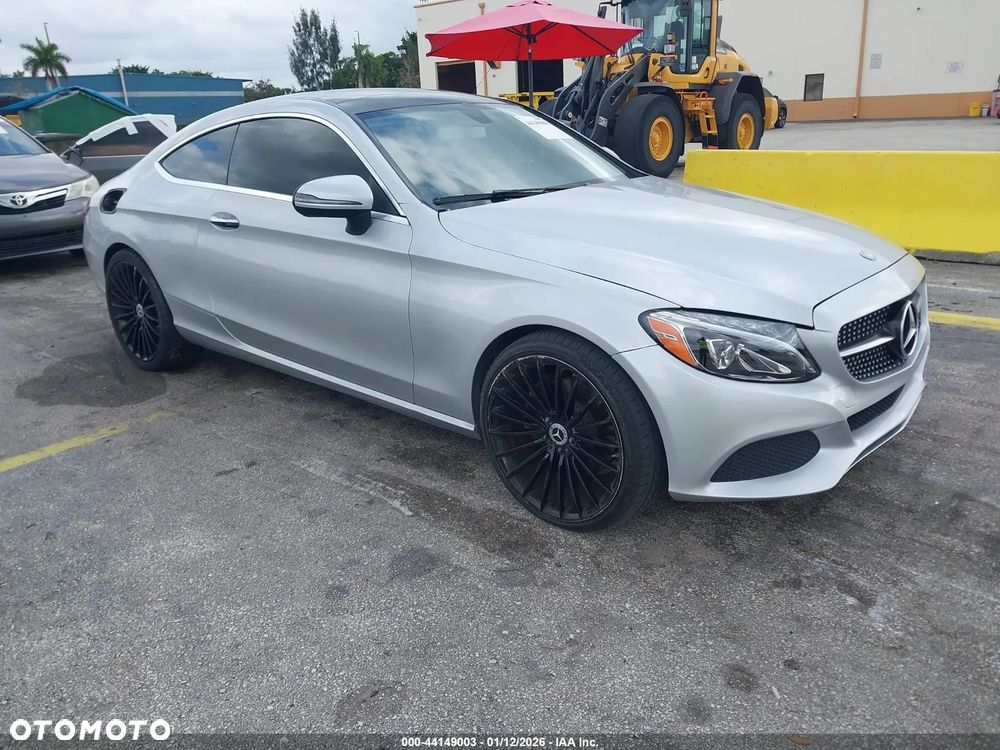 Mercedes-Benz Klasa C 300 9G-TRONIC Night Edition - 1