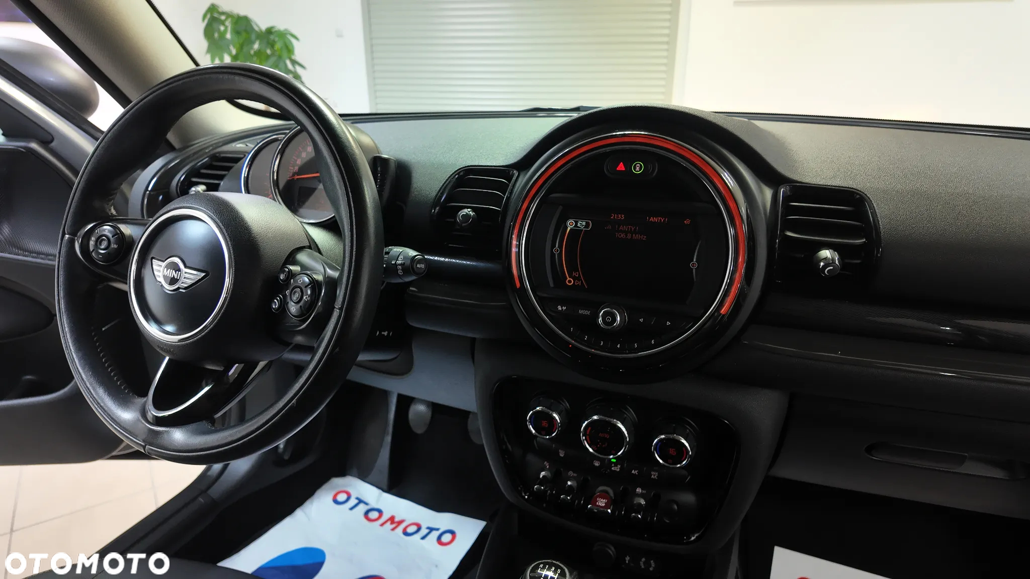 MINI Clubman One - 36